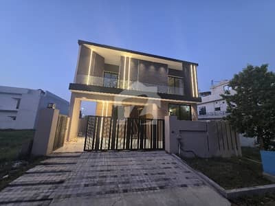 10 Marla Designer House Available for Sale in A block Park Facing catagory, Excellent Built, On investor Rate