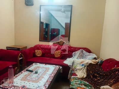 Prime Location 3.5 Marla Triple Storey House Available For Sale