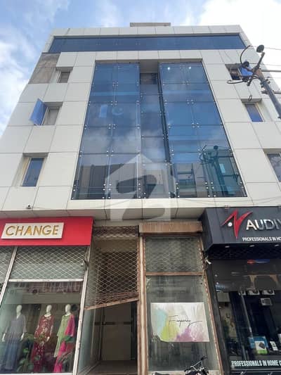 ڈی ایچ اے فیز 6 ڈی ایچ اے ڈیفینس,کراچی میں 4 مرلہ Studio دفتر 1.2 لاکھ میں کرایہ پر دستیاب ہے۔