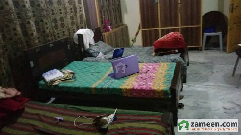 Room For Rent In Girls Hostel Room For Rent In Girls Hostel