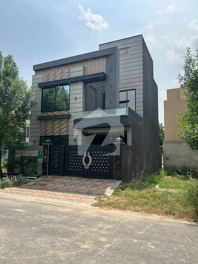 5 Marla slightly use house for sale in Phase 2 C Block Bahria Orchard Lahore
