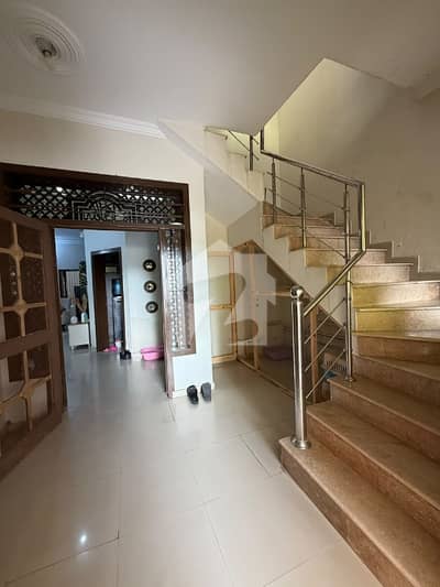 گرین ایونیو اسلام آباد میں 7 کمروں کا 10 مرلہ مکان 5.9 کروڑ میں برائے فروخت۔