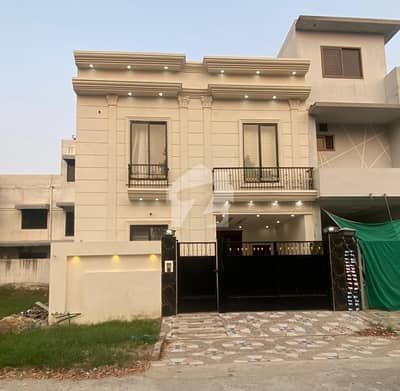 5 Marla Modern elevated house available for sale in Citi Housing Gujranwala