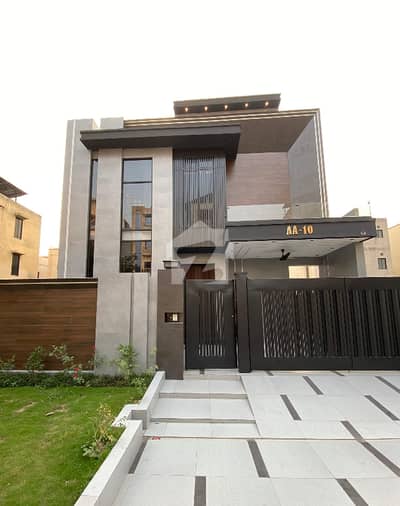 Luxury 10 Marla house available for sale in Citi Housing Gujranwala on your prime location