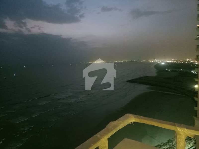 4 bed Pearl Tower Proper Sea Facing 4 bed Pearl Tower Proper Sea Facing