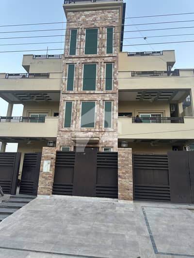 Hostel Building for Sale in OPF Near Pine Avenue and LDA Avenue