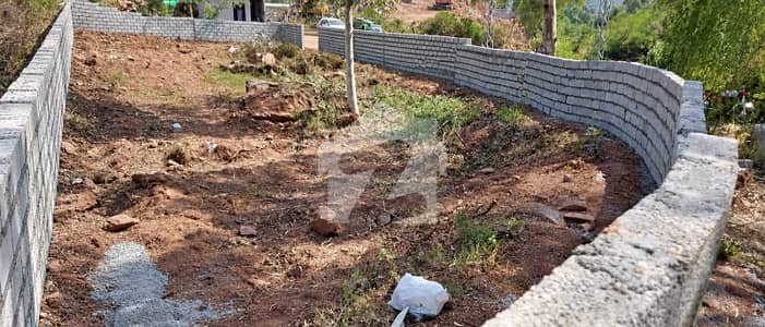 1 Kanal Corner Plot - Front Open