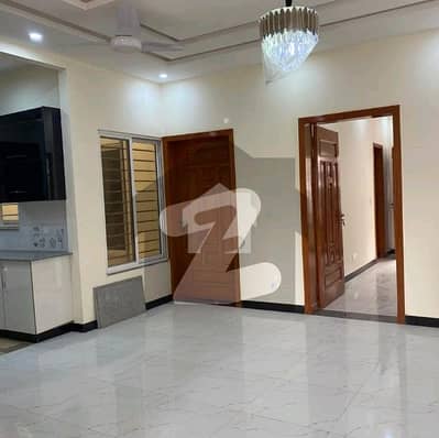 8 Marla Luxury House For Sale