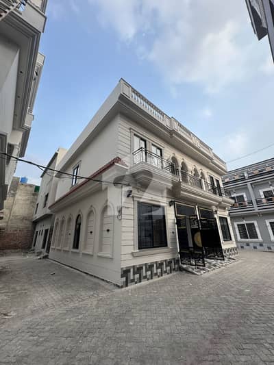 3 1/2 MARLA CORNER HOUSE AVAILABLE FOR SALE IN MARGHZAR COLONY