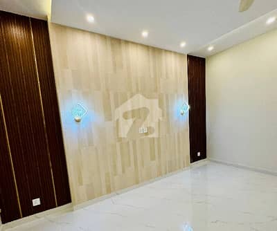 ای ۔ 11 اسلام آباد میں 3 کمروں کا 1 کنال بالائی پورشن 2.0 لاکھ میں کرایہ پر دستیاب ہے۔ ای ۔ 11 اسلام آباد میں 3 کمروں کا 1 کنال بالائی پورشن 2.0 لاکھ میں کرایہ پر دستیاب ہے۔