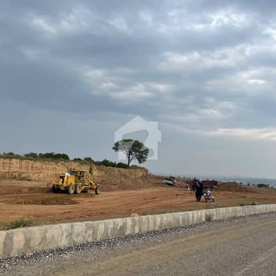 08 Marla Rose Prime Location Plot With Marine Drive View