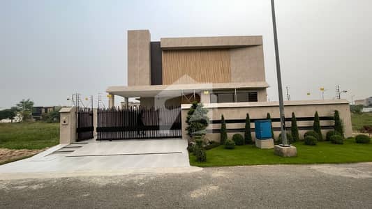 Defence 1 kanal Brand New Turkish Design Luxurious Bungalow Near to Park Ideal Location