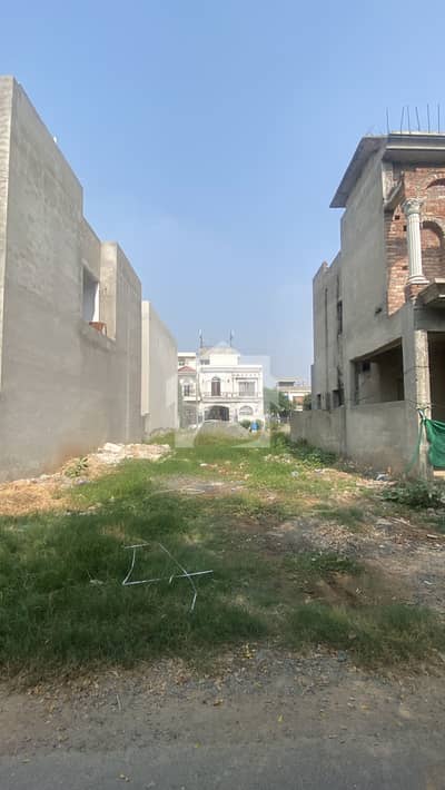 Dha 9 Town D Block Attractive Price