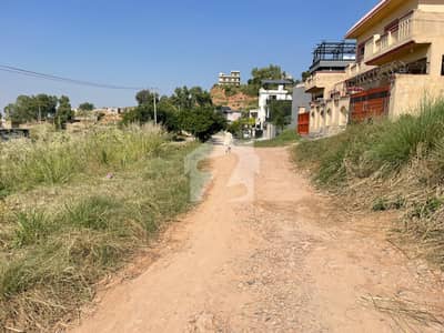 Gulshanabad Sector 4 ( 1 Kanal Plot ) Good Location Boulevard Category Plot Gulshanabad Sector 4 ( 1 Kanal Plot ) Good Location Boulevard Category Plot
