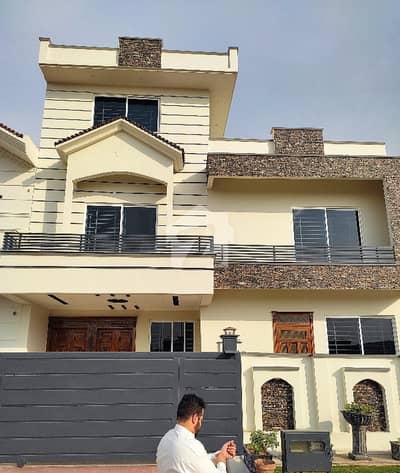 35x70 Beautiful House For Sale In G-13