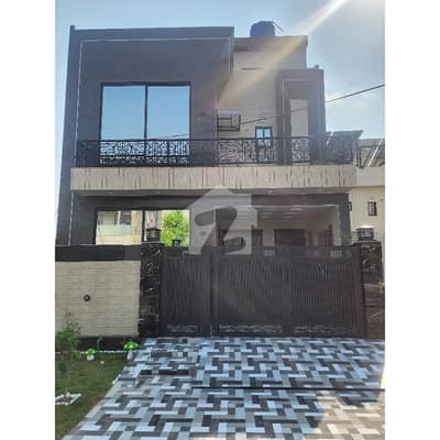 5 Marla Brand New House For Sale