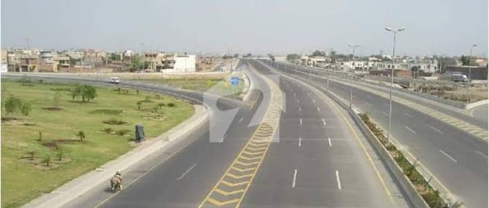 COMMERCIAL SPECIALIST IN DHA LHR