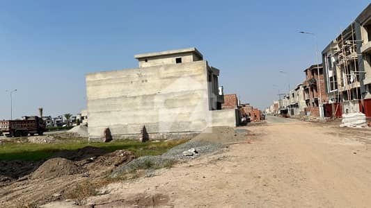 10 Marla Plot For Sale In Imperial Block, Parkview City Lahore