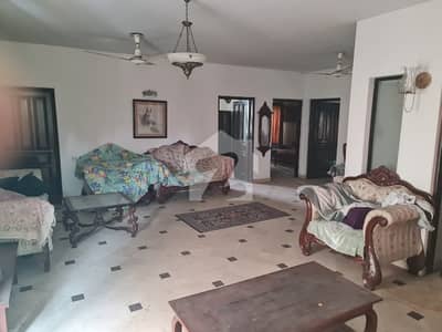 واپڈا ٹاؤن فیز 1 واپڈا ٹاؤن,لاہور میں 2 کمروں کا 1 کنال بالائی پورشن 90.0 ہزار میں کرایہ پر دستیاب ہے۔