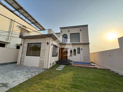 Owner Built 500 yards Compact Brand New House