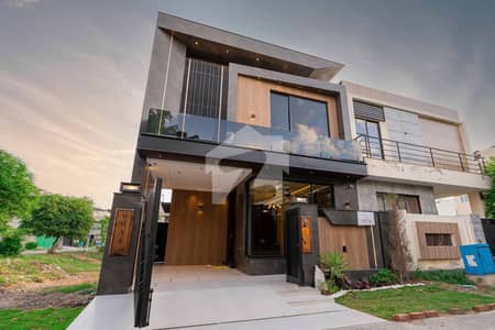 5 Marla Ultra-Luxury Bungalow For Rent in DHA Phase 9 Town, Lahore 5 Marla Ultra-Luxury Bungalow For Rent in DHA Phase 9 Town, Lahore