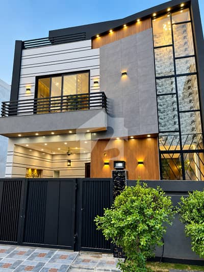 5 Marla Modern House for Sale in Etihad Town Phase 1, Lahore