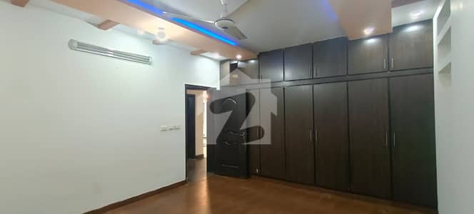 3 BED 10 MARLA HOUSE FOR SALE 3 BED 10 MARLA HOUSE FOR SALE