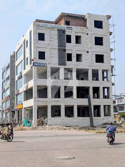 10 Marla Plot For Sale In Park View city Lahore