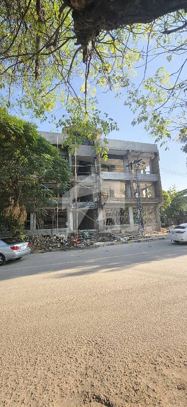 PRIME LOCATION: Situated in the heart of Sector I-10 Markaz, Islamabad