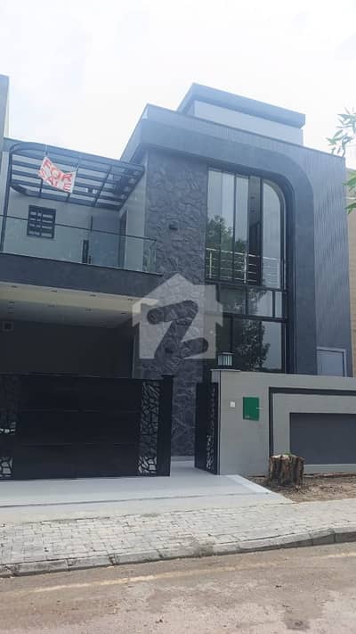 5 Marla Brand New House For Rent In Bahria Town Lahore Sec D
