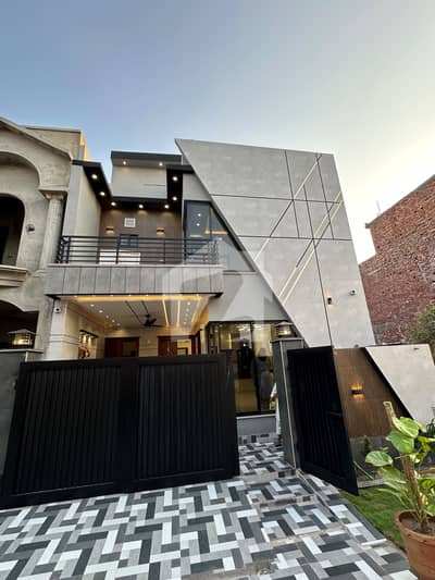 5 marla brand new house available for sale in park view city lahore