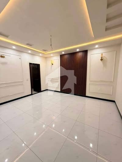 G-10 12 Marla Fully Tile Flooring New House 3 Bedrooms Upper Portion Available For Rent