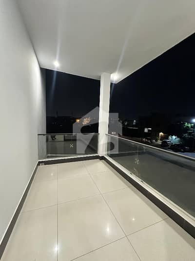 600YARDS UPPER PORTION FOR RENT IN DHA PHASE 7. MOST ELITE CLASS LOCATION IN DHA KARACHI