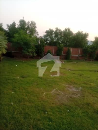 VALNCIA TOWN J BLOCK ONE KANAL PLOT BUILDER LOCATION URGENT SALE