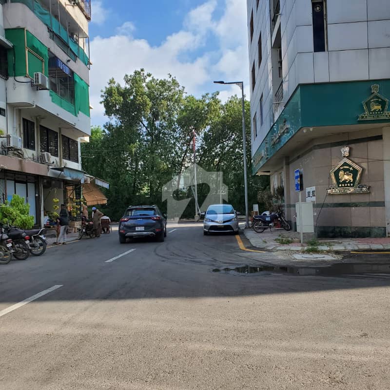 SHOP & OFFICE FOR RENT SHOP & OFFICE FOR RENT
