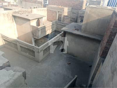 گڑھی شاہو لاہور میں 12 مرلہ Studio مکان 4.1 کروڑ میں برائے فروخت۔ گڑھی شاہو لاہور میں 12 مرلہ Studio مکان 4.1 کروڑ میں برائے فروخت۔