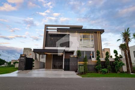 10 Marla Top Quality Build Luxurious Beautiful Modern Design Villa With Basement For Sale In DHA Lahore Phase 6 Prime Location 10 Marla Top Quality Build Luxurious Beautiful Modern Design Villa With Basement For Sale In DHA Lahore Phase 6 Prime Location