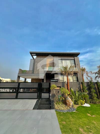 10 Marla Top Quality Build Luxurious Beautiful Modern Design Villa With Basement For Sale In DHA Lahore Phase 6 Prime Location 10 Marla Top Quality Build Luxurious Beautiful Modern Design Villa With Basement For Sale In DHA Lahore Phase 6 Prime Location