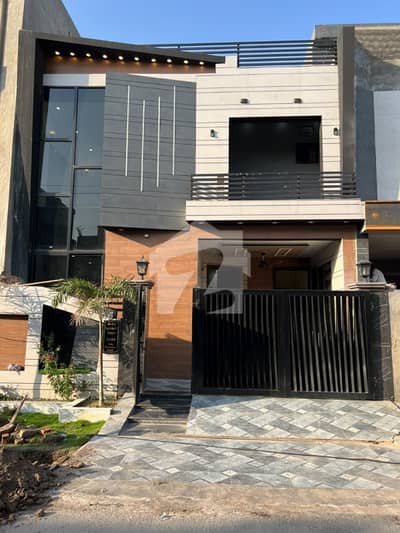 Brand New 5 Marla House for Sale in Tulip Block, Park View City Lahore