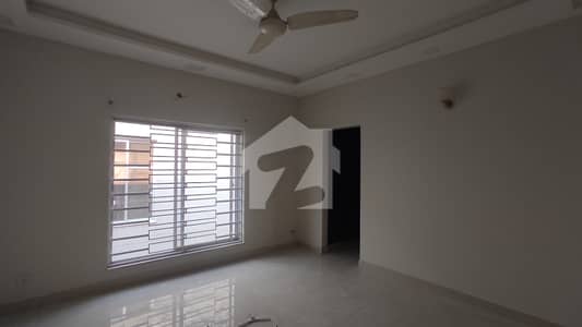 1 Kanal Upper Portion Available For Rent In HBFC