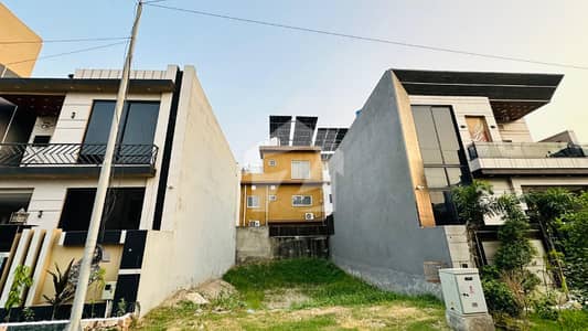 Transfer Free 5 Marla Plot Near Park and Multan Road for Sale in Crystal Block, Park View City Lahore
