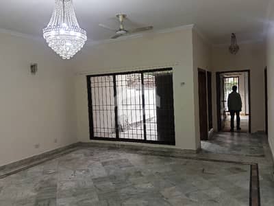 1kanal Z Block Owner Buildl Super For Sale DHA Phase 3 1kanal Z Block Owner Buildl Super For Sale DHA Phase 3