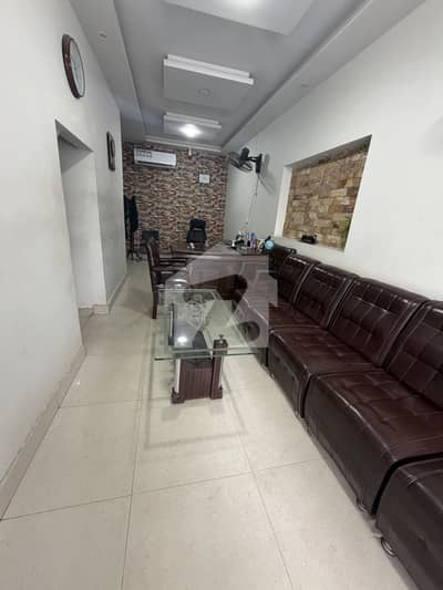 Office For Rent In 208 Chak Road Makkah Commercial Kithen Wasroom Availabke