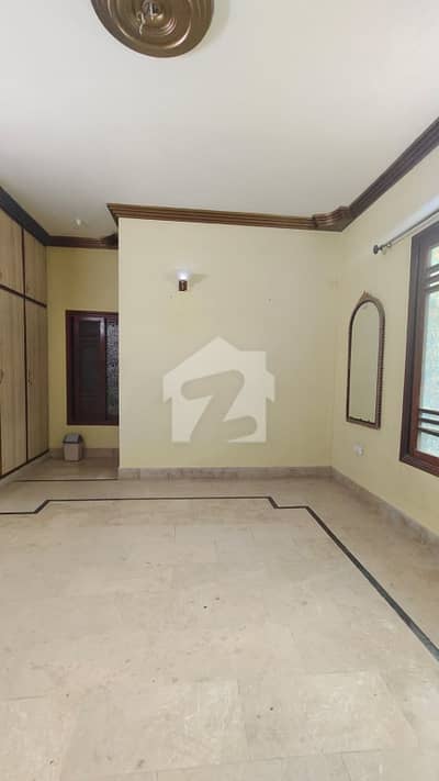 نارتھ ناظم آباد ۔ بلاک ایچ نارتھ ناظم آباد,کراچی میں 3 کمروں کا 11 مرلہ بالائی پورشن 1.35 لاکھ میں کرایہ پر دستیاب ہے۔