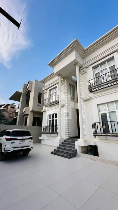 An Extraordinary 750 Sq. Yd. Luxury House Where Dreams Turn into Reality An Extraordinary 750 Sq. Yd. Luxury House Where Dreams Turn into Reality