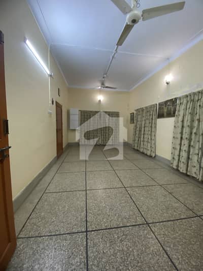 North Nazimabad Block C Corner House For Sale G+1 Old Style Just Back Side Of Ground