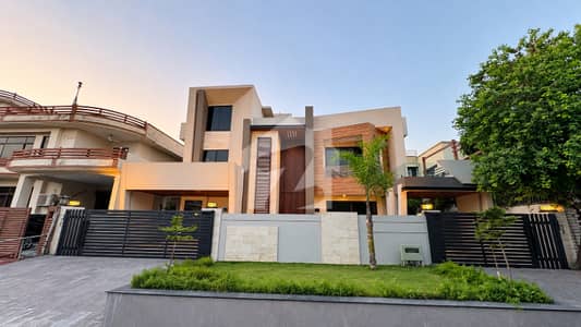 Ultra Modern Luxury 60x100 House for Sale G-14 Islamabad Ultra Modern Luxury 60x100 House for Sale G-14 Islamabad