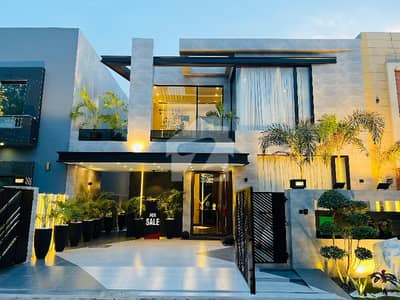 10 Marla Brand New Luxury House For Sale
