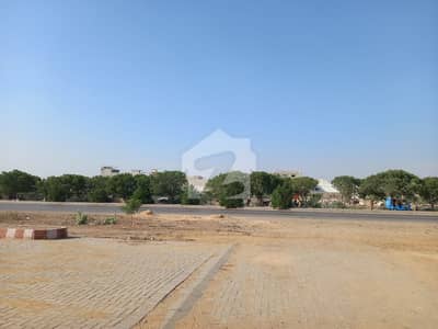 Get An Attractive Prime Location Office In Karachi Under Rs. 1100000000/-