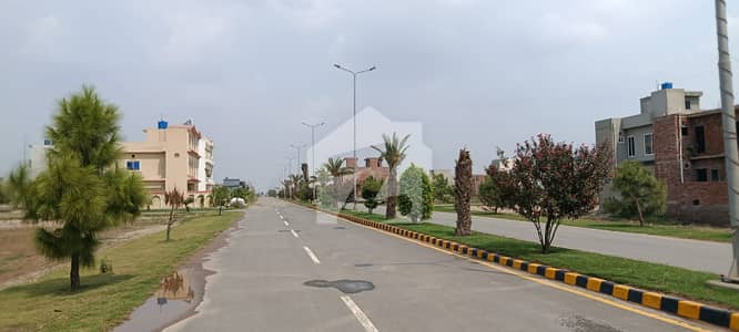 پارک ویو سٹی ۔ اوورسیز بلاک پارک ویو سٹی,لاہور میں 5 مرلہ رہائشی پلاٹ 60.0 لاکھ میں برائے فروخت۔ پارک ویو سٹی ۔ اوورسیز بلاک پارک ویو سٹی,لاہور میں 5 مرلہ رہائشی پلاٹ 60.0 لاکھ میں برائے فروخت۔